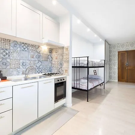 Апартаменты Charming Modern Loft With Sea View In Hills *