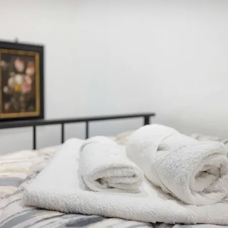 Apartamento Charming Modern Loft With Sea View In Hills *